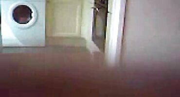 phim sex thuỷ tiên Talia Mint đã chọn một vòi nước, không phải là dit gai xinh một máy rung.